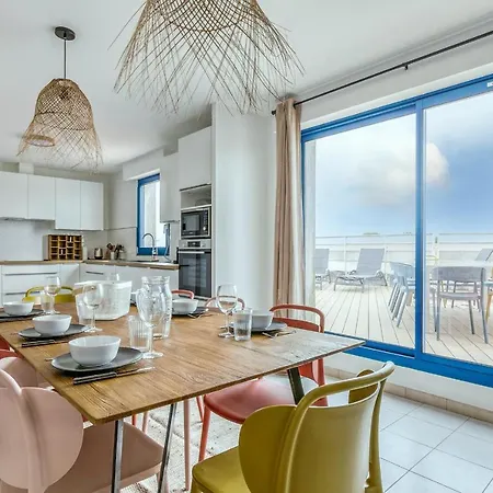 Pour 6 Adultes Et 2 Enfants Avec Terrasse