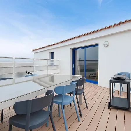 Pour 6 Adultes Et 2 Enfants Avec Terrasse * Noirmoutier-en-l'lle