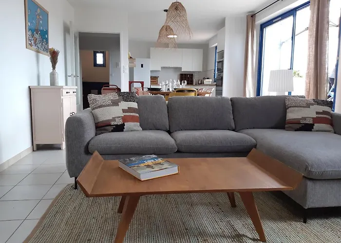 Pour 6 Adultes Et 2 Enfants Avec Terrasse * Noirmoutier-en-l'Île