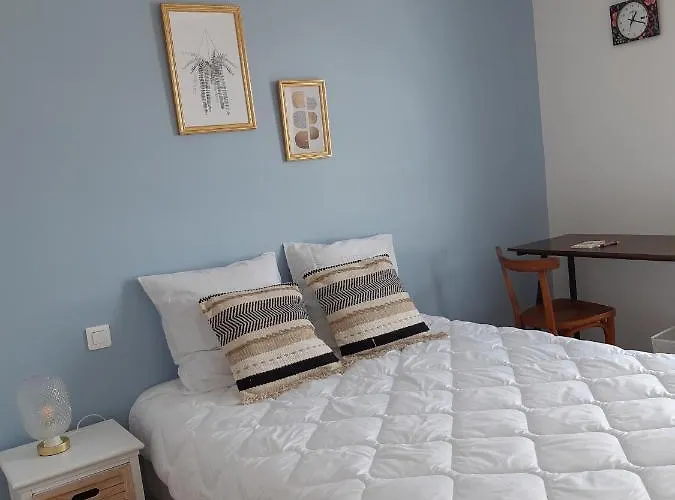 Appartement Pour 6 Adultes Et 2 Enfants Avec Terrasse *