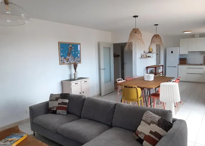 Pour 6 Adultes Et 2 Enfants Avec Terrasse Appartement *