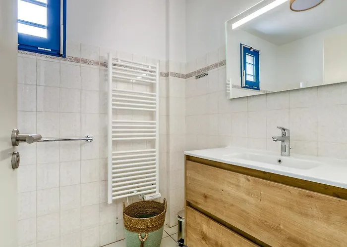 Appartement Pour 6 Adultes Et 2 Enfants Avec Terrasse