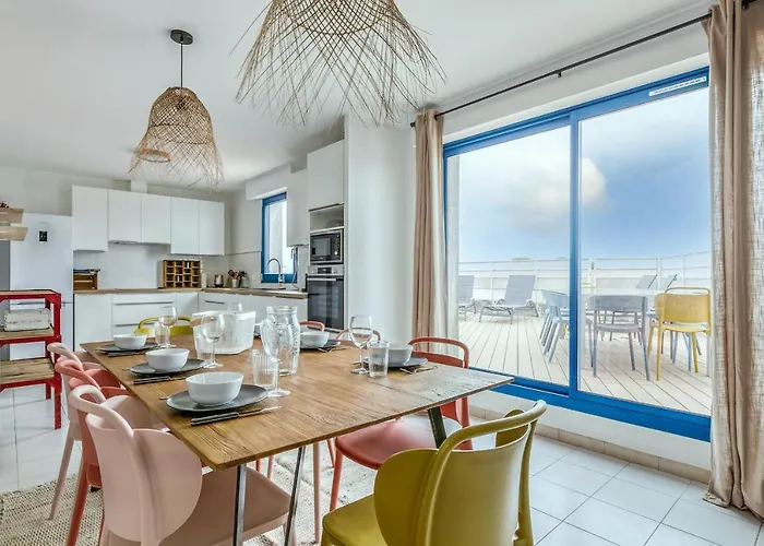 Pour 6 Adultes Et 2 Enfants Avec Terrasse