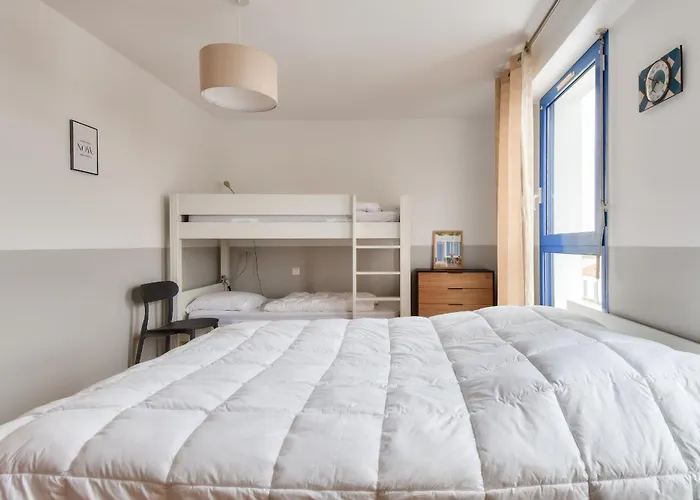 Pour 6 Adultes Et 2 Enfants Avec Terrasse